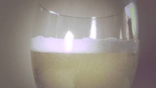 #5652, Copa de vino se llena, burbujas [Efecto], Bebidas alcoholicas