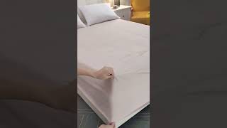 Soft Quilted Polyester Mattress Cover