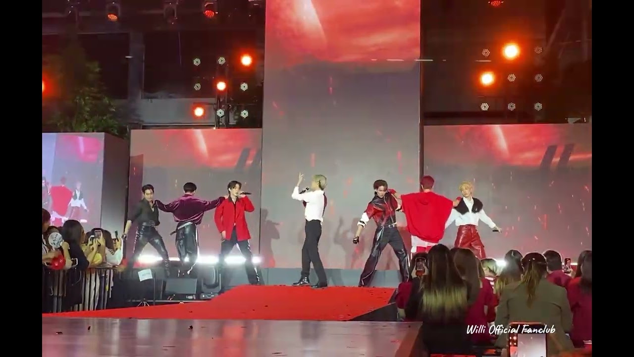 [Fancam] 02112023 Supernova - HASHTAX งาน Beautrium 12th Anniversary at บิวเทรี่ยม สยามสแควร์