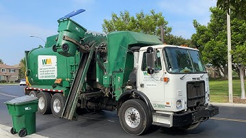 2009 Autocar WX Amrep on Trash
