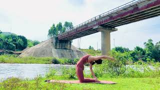 01-Minute Morning Yoga Flow, Morning Transparent Cleaning My Bed Housewife Molly