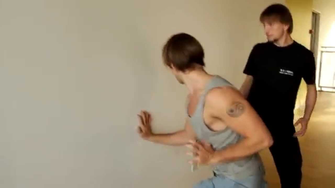 32 sec. fight - YouTube
