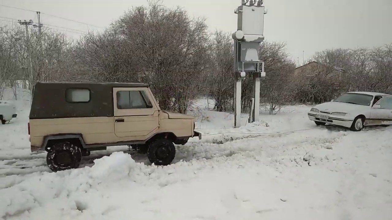 Луаз руль посередине