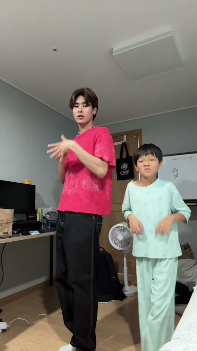 The only dance we know… #kpop #illit
