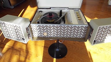 Silvertone Medalist Hi-Fi Stereo record player