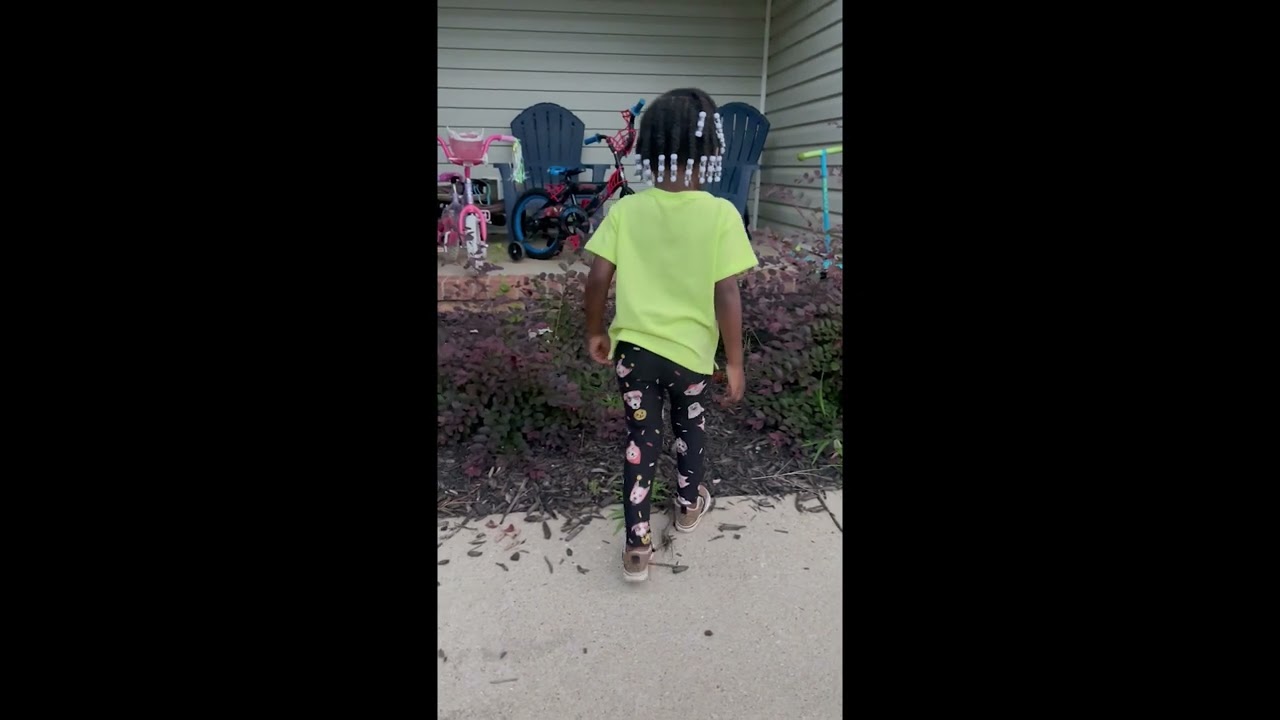 LuLaRoe Halloween Kids Parker Top Review | Size 2