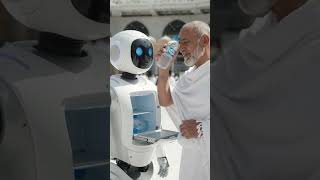 Future Robots Helping Pilgrims in Makkah 🤖🕋#Makkah #Kaaba #Robot #AI