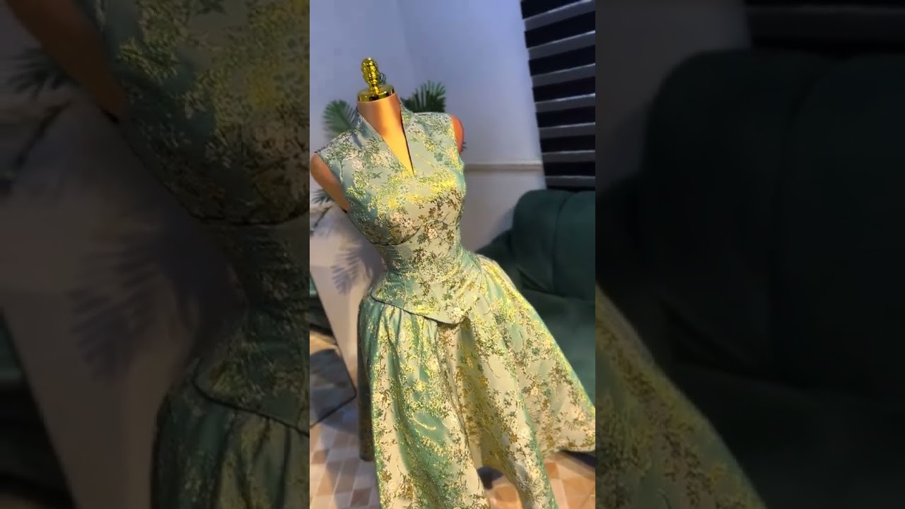 Brocade...Underbust Corset thing (Inspired👌)