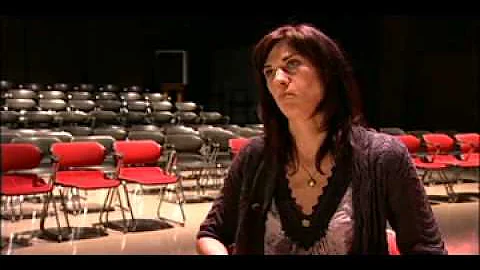 Philip Glass Cello Concerto: Wendy Sutter Interview