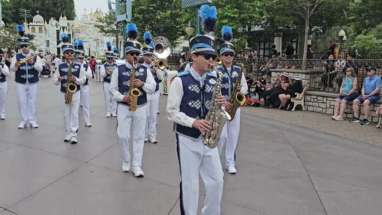 Disneyland Band at 
