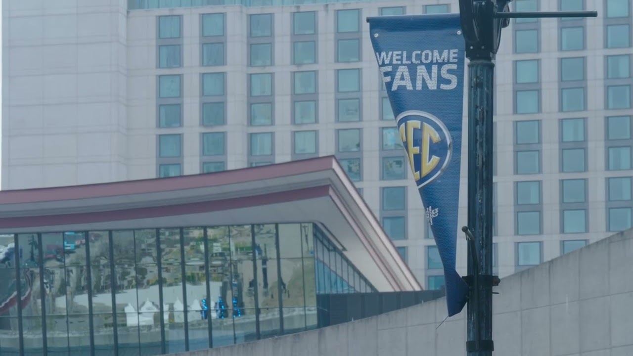SEC Tournament brings surge of fans, energy to downtown Nashville