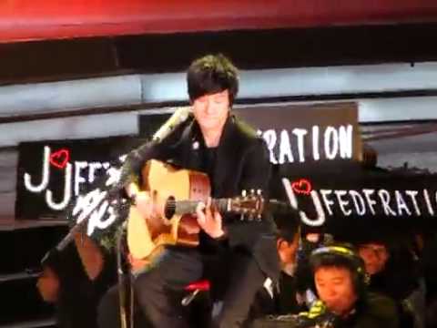 JJ Lin 林俊傑 - 不潮不用花錢 Guitar Unplugged @ 2010 CCTV-MTV Awards