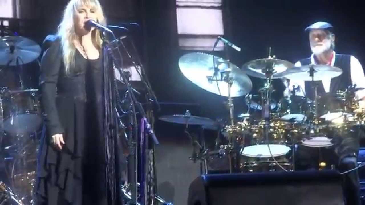 fleetwood mac gypsy live 2015