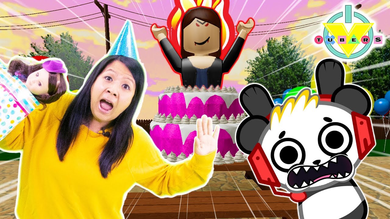 Ryan S Mommy Let S Play Roblox Halloween Spooky Happy Birthday Isabella With Combo Panda Youtube - roblox lets party youtube