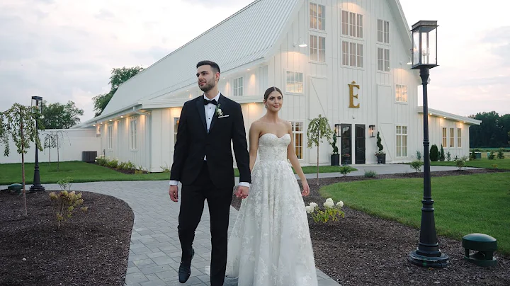 Etre Farms Wedding in St. Jospeh, Michigan | Brook...