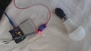 Controlling 230v Light Bulb Using Python and Arduino