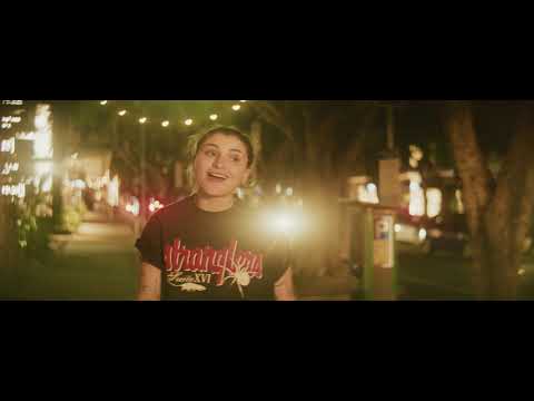 Mira Hope D - Miscommunicate (Official Music Video) en YouTube