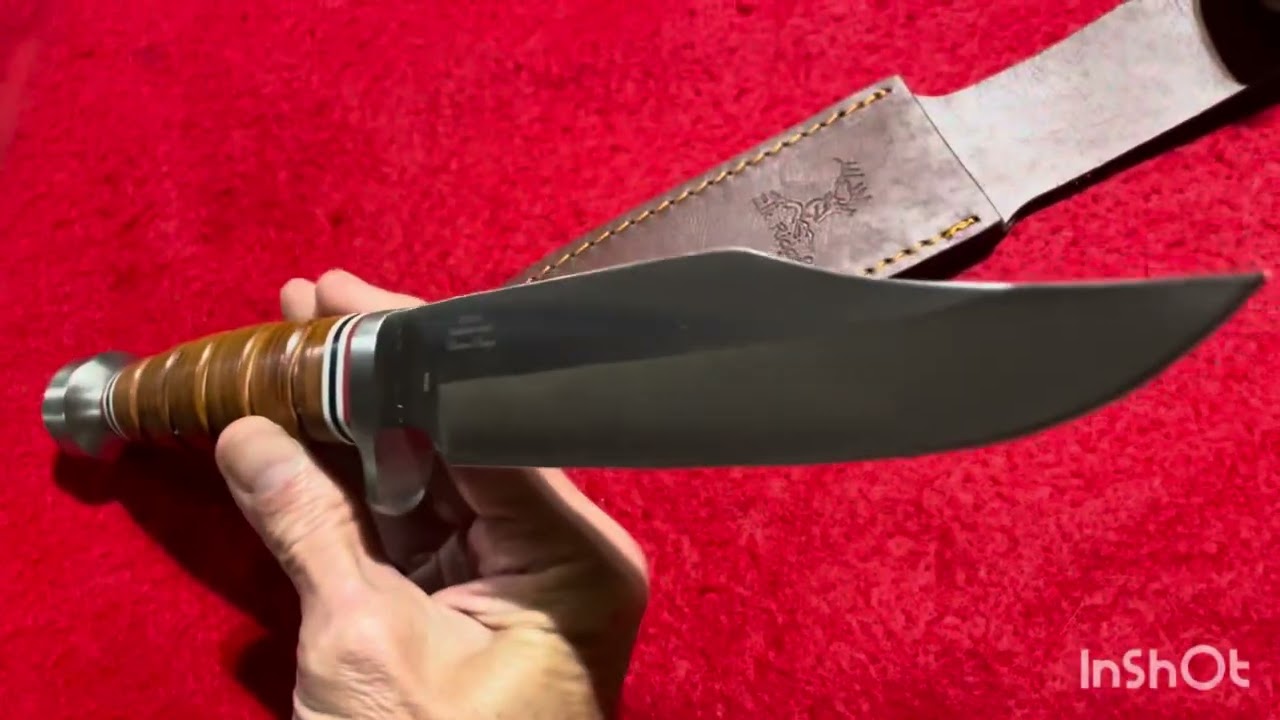 Elk Ridge fixed blade, one of the coolest budget knives I’ve ever seen. Built like a tank 👍🏻⚔️🇺🇸