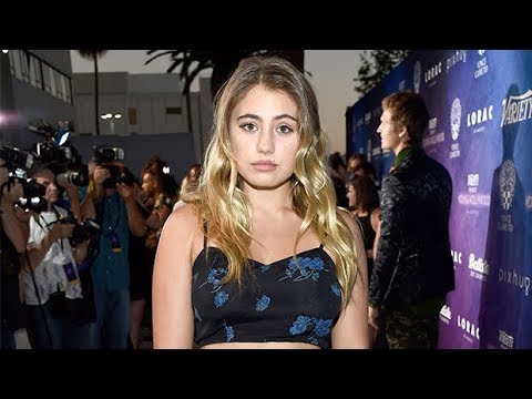 Lia Marie Johnson: 5 Things About YouTube Star, 23, Detained By ...