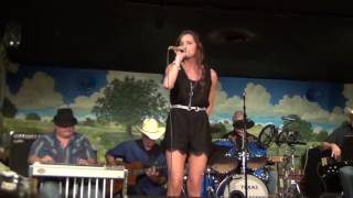 Victoria Leigh Cover - Swingin - Wylie Opry Sept 3 2016