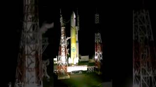 Japan Launches Mars Moon Probe to Collect Samples