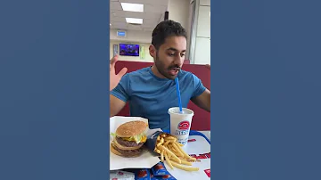 خرب بذكاء من مطعم هرفي 
