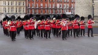 Changing the guard in Windsor (6/4/2022)