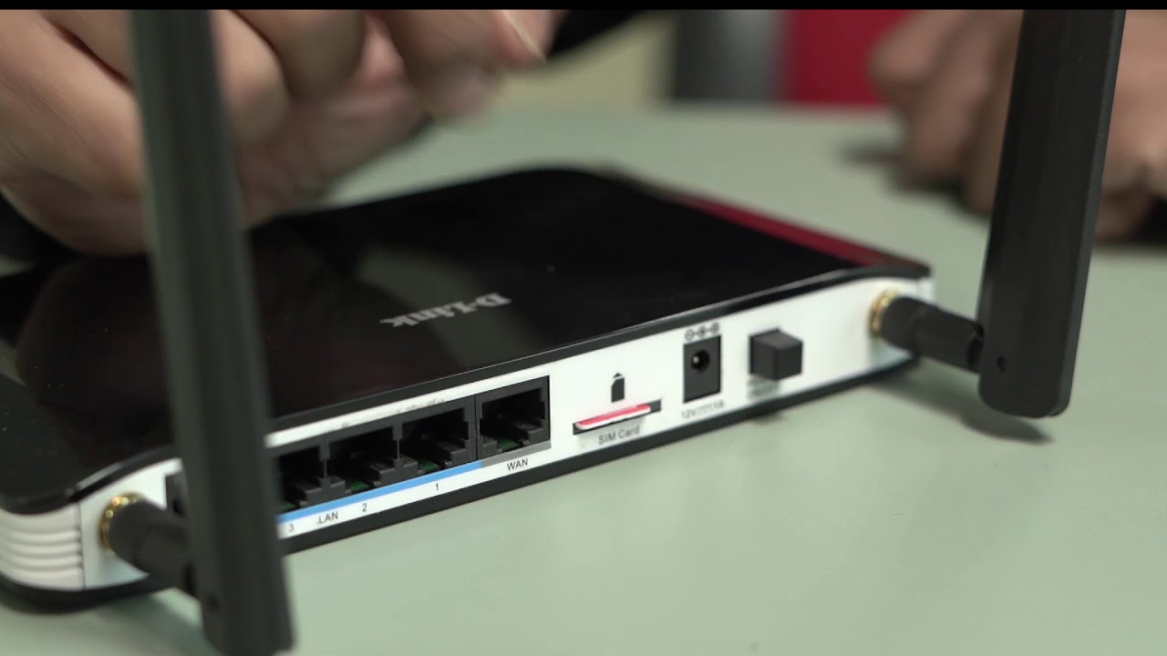 DWR-921 4G LTE Router - YouTube