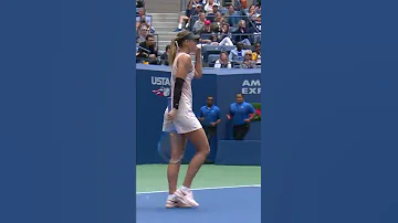 Maria Sharapova Hits 2 LEFTY Forehands In Stunning Point 