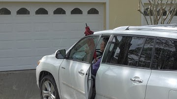 BetterBrella - The Reverse Open Close Umbrella