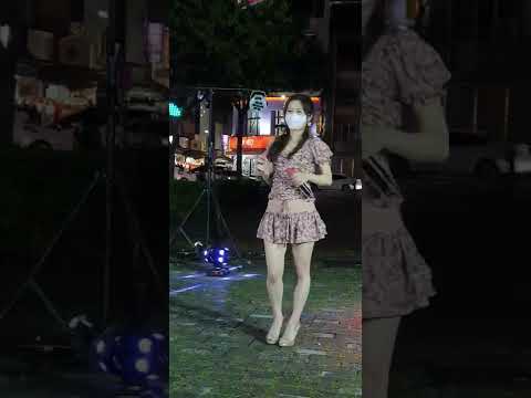 謝惠米(十)  一支小雨傘  2022.09.02