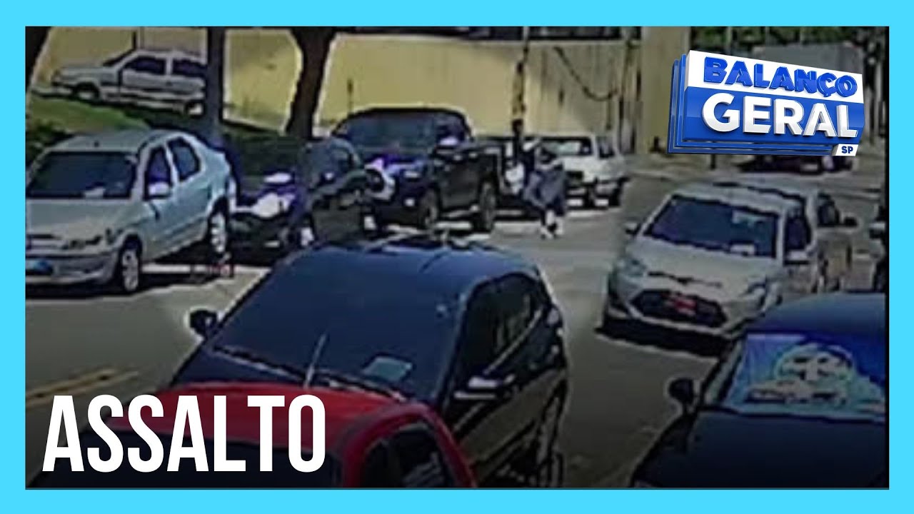 Bandido armado surpreende motorista e o obriga a entregar o carro