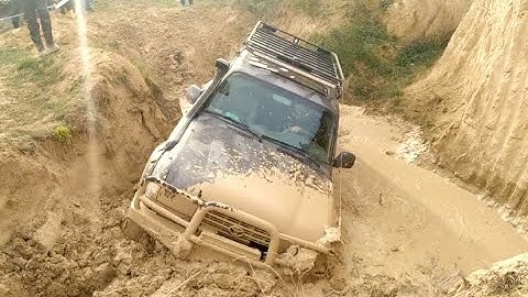 4x4 Mud Racing Gone Wild