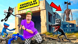 es el fin... SIREN HEAD DESTRUYE LA ESCUELA DE MONSTRUOS !