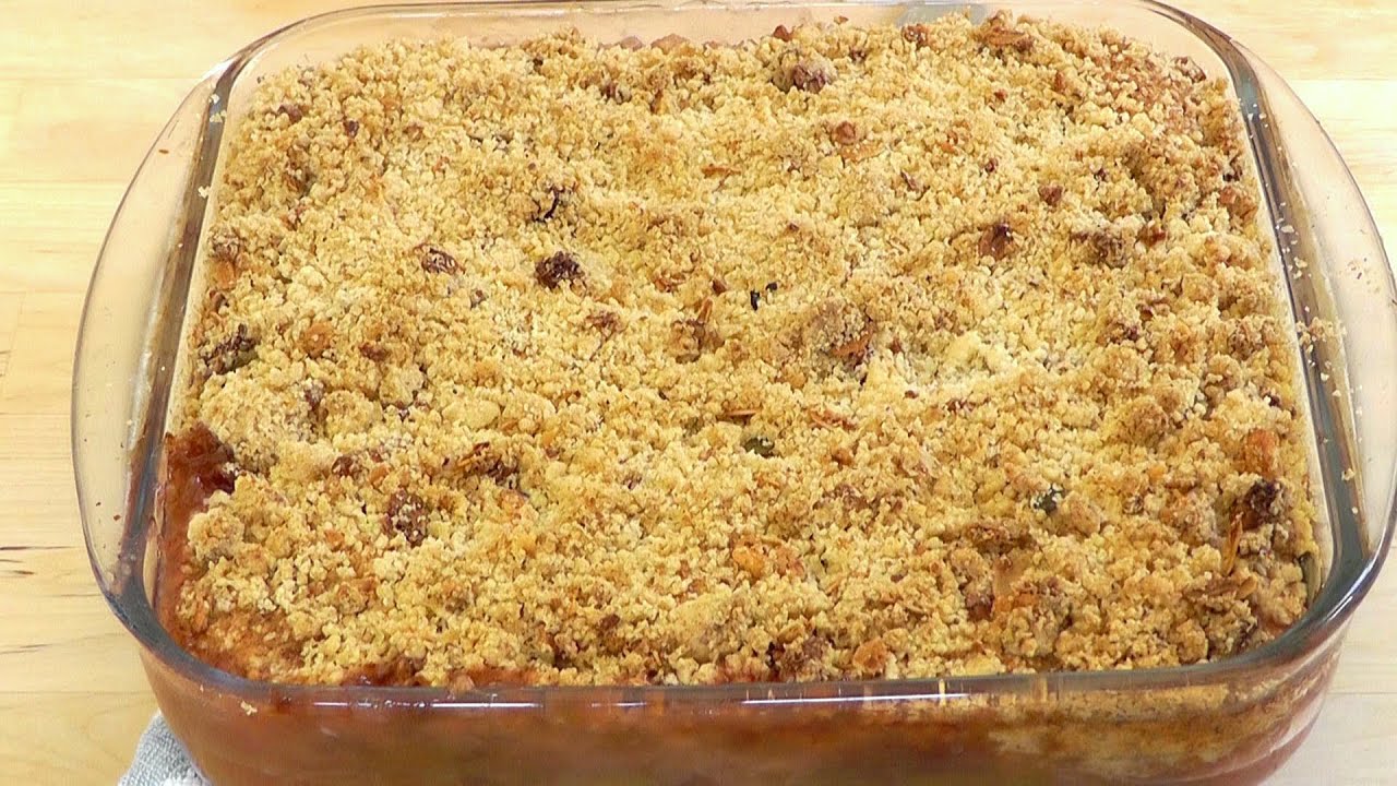 How to Make RHUBARB CRUMBLE | Delicious Recipe!