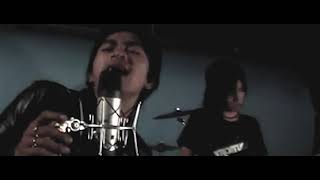 Download lagu Sombong