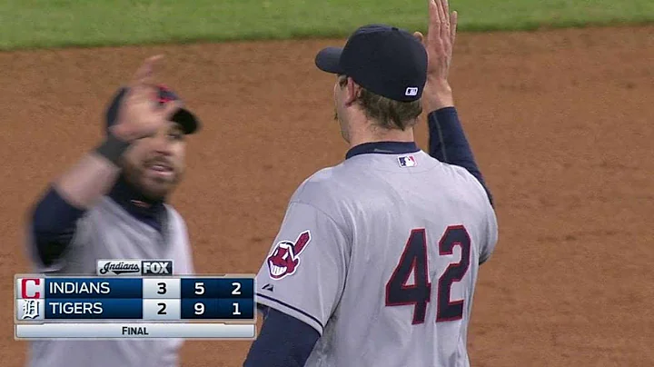 CLE@DET: Axford retires Davis to get the save