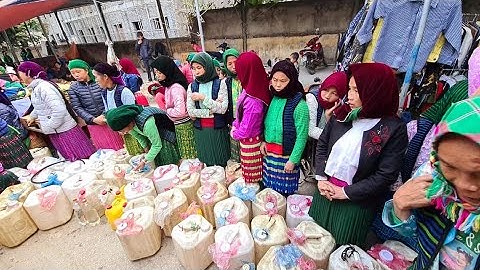 Chợ phiên Mèo Vạc đặc sản vùng cao nguyên đá. Nguyễn Tất Thắng