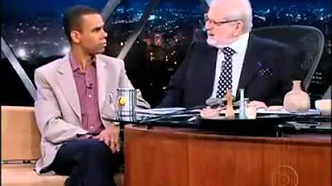 Como os céticos agem diante das coisas?
