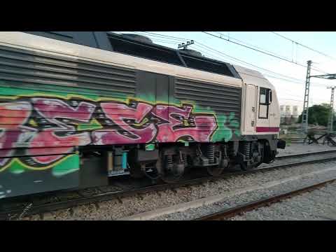 333-372+354 con el butanero descendente hacia Getafe en Vicálvaro. 19/6/2025.