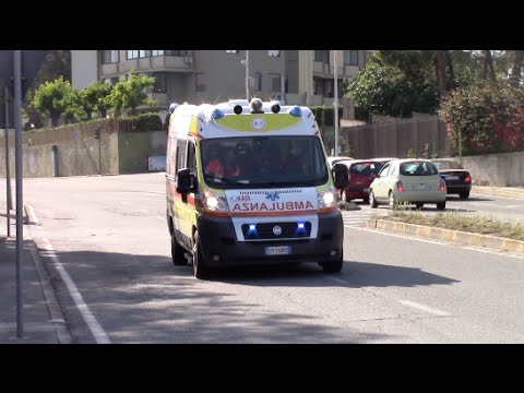 WAIL Ambulanza Soccorso Uta in emergenza  Italian ambulance responding code 2