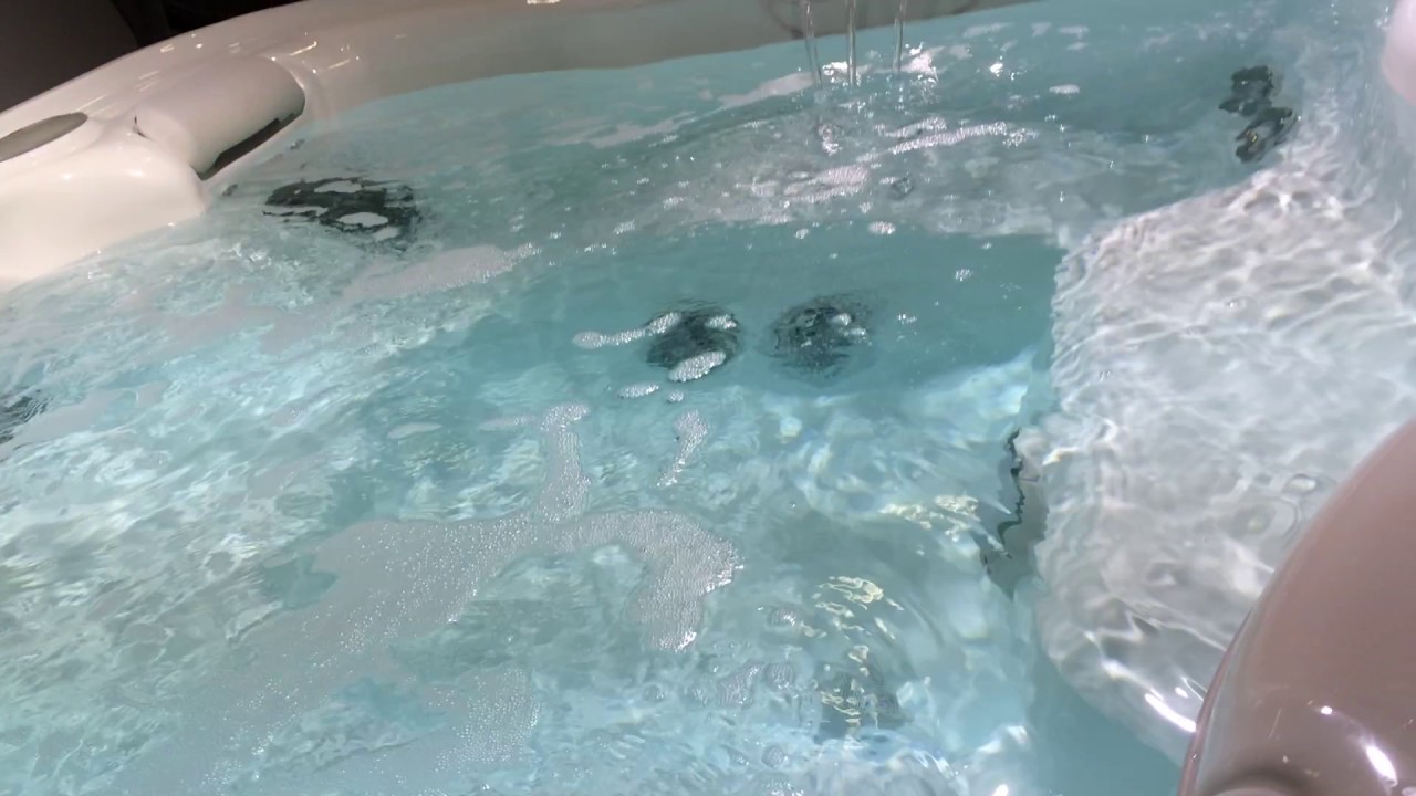 Mr AGE privates Sprudelbad - Private Jacuzzi