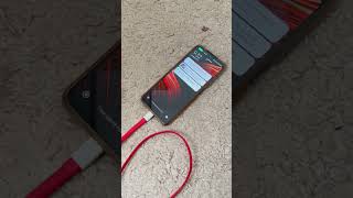 Как правильно заряжать свой телефон?!
