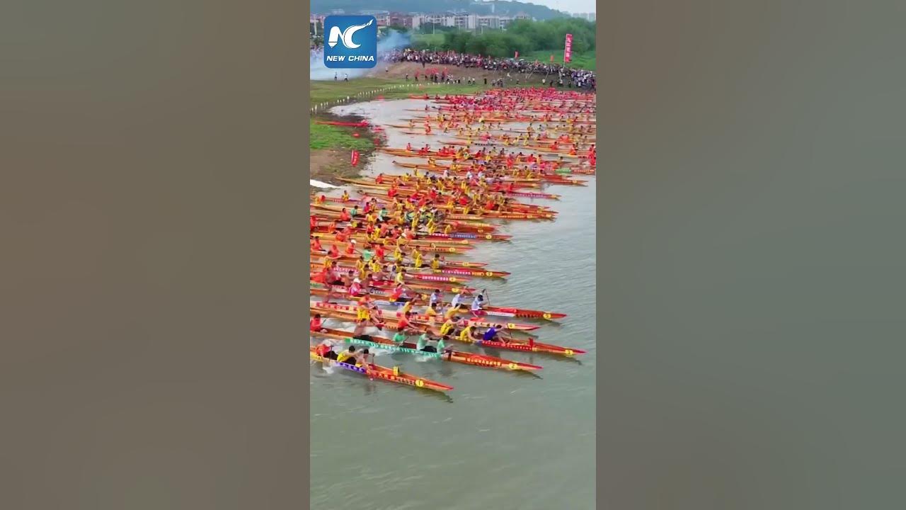 Impressive dragon boat racing in China's Foshan