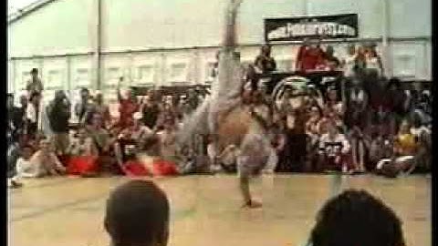 Breakdance Show [from www.metacafe.com].wmv