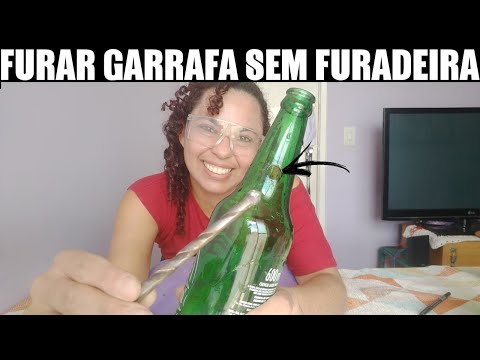 Vídeo: Como Fazer Um Furo Em Uma Garrafa De Vidro