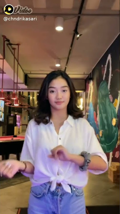 CHIKA VIRAL DI SNACK VIDEO | CHIKAKU | YANG MERASA DI TINGGAL PACARNYA TANGANNYA DI ATAS