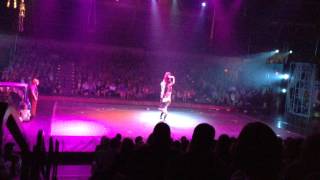 Circus Juventas: Neverland 2014; 3 Gal Hand Balance
