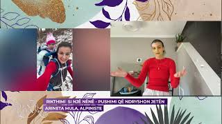 E mban vajzën në shpinë kur del në natyrë – përvoja ndryshe e Arineta Mulës