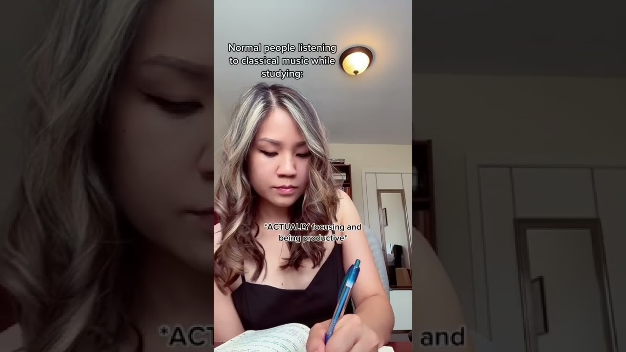 Mira Listening to classical music while studying #musicmajor #classicalpianist #classicalmusician en YouTube Mira Listening to classical music while studying #musicmajor #classicalpianist #classicalmusician en YouTube